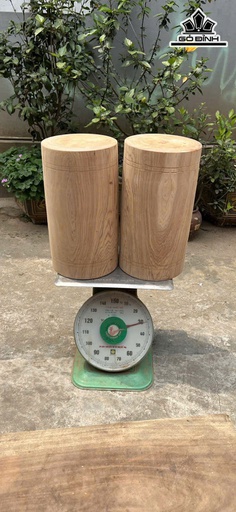 Cặp Trụ Gỗ Ngọc Am Cao 48 Đường Kính 26 (cm)
