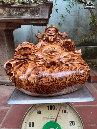 Tượng Thần Tài Gỗ Nu Ngọc Am Cao 26 Ngang 39 Sâu 24 (cm)