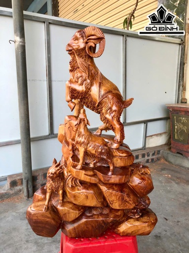 Tượng Tam Dương Khai Thái Gỗ Hương Cao 69 Ngang 44 Sâu 30 (cm)