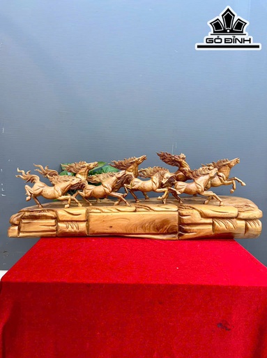 Tượng Bát Mã Phi Thiên Gỗ Ngọc Am Cao 32 Ngang 88 Sâu 28 (cm)