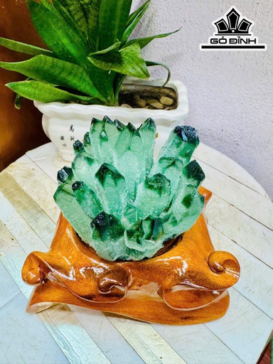 Bụi Tinh Thể Đá Thạch Anh Xanh Cao 18 Ngang 13 (cm) 2,2kg