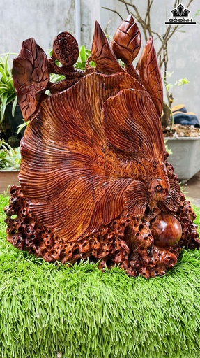 Tượng Cá Xiêm Vờn Ngọc Gỗ Cẩm Cao 37 Ngang 34 Sâu 11 (cm)