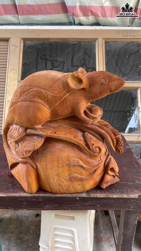 Tượng Chuột Phong Thủy Gỗ Ngọc Am Cao 33 Ngang 35 Sâu 16 (cm)