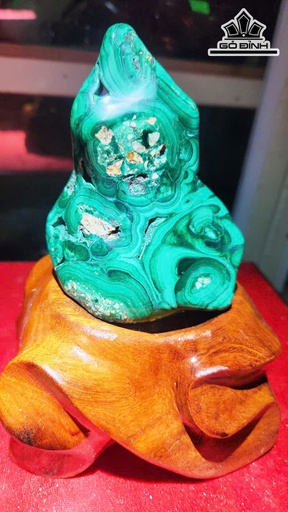 Tác Phẩm Đá Khổng Tước Cao 16 Ngang 8 (cm) - 1kg