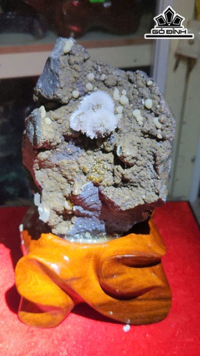 Bông Hoa Ưu Đàm Đá Trầm Tích Cao 23 Ngang 13 (cm) - 2,7kg