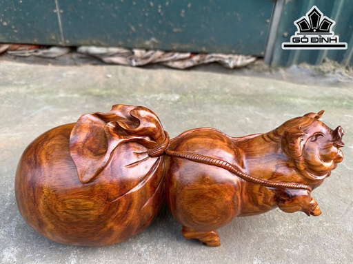 Tượng Heo Gỗ Sưa Cao 16 Ngang 36 Sâu 13 (cm)