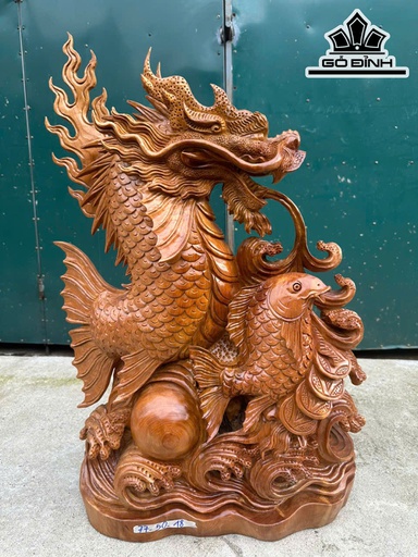 Tượng Cá Chép Vượt Vũ Môn Hóa Rồng Gỗ Ngọc Am Cao 77 Ngang 50 Sâu 18 (cm)