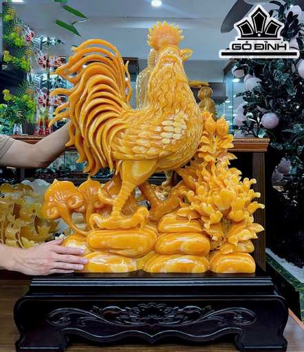 Tác Phẩm Gà Trống Đá Ngọc Hoàng Long Cao 76 Ngang 70 Sâu 15 (cm) - Cao Cả Đế 95 (cm)