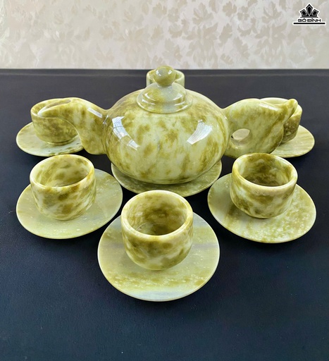 Bộ Ấm Chén Ngọc Serpentine - Ấm 24x12x10,5 (cm) - Chén 5x4,2 (cm)