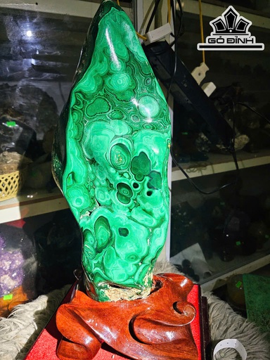 Tinh Thể Huyền Thoại Đá Malachite Cao Cả Đế 46 Ngang 17 (cm) -9,6kg