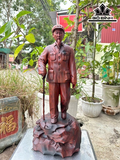 Tượng Bác Hồ Kính Yêu Gỗ Trắc Cao 50 Ngang 20 Sâu 16 (cm)