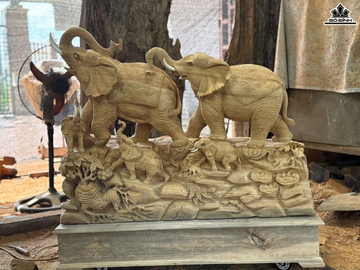 Tượng Gia Đình Voi Gỗ Ngọc Am Cao 85 Ngang 100 Sâu 33 (cm) - Cả Kỷ Cao 103 ( cm)
