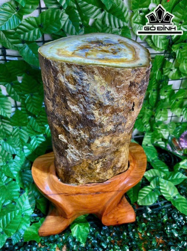 Tác Phẩm Gỗ Hóa Ngọc Cao 40 Ngang 14 (cm) 8,6kg