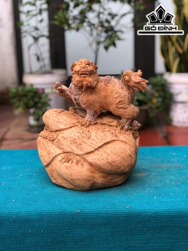 Tượng Nghê Gỗ Nu Ngọc Am Cao 33 Ngang 30 Sâu 19 (cm)