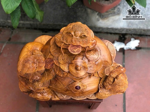 Tượng Tam Cóc Ngậm Tiền Gỗ Hương Cao 28 Ngang 45 Sâu 30 (cm)
