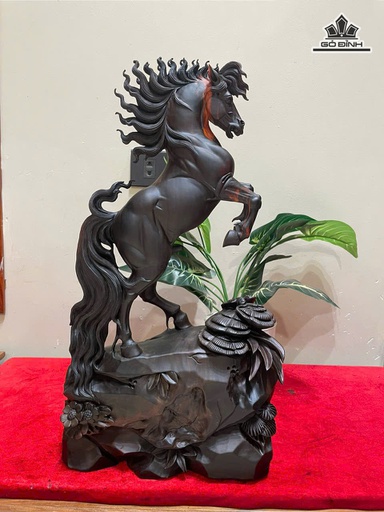 Tượng Ngựa Phong Thủy (Nhất Mã Phi Thiên) Gỗ Trắc Cao 46 Ngang 24 Sâu 12 (cm)