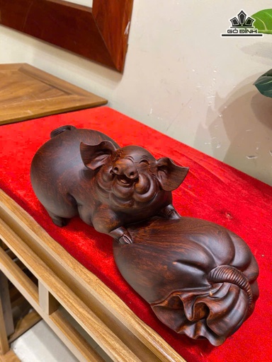 Tượng Heo Gỗ Trắc Cao 15 Ngang 29 Sâu 12 (cm)