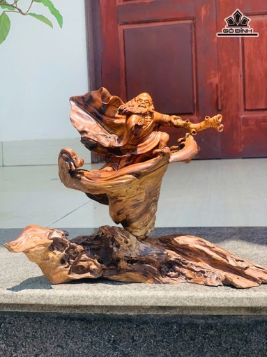 Tượng Đạt Ma Bay Gỗ Bách Xanh Cao 25 Ngang 21 Sâu 15 (cm)