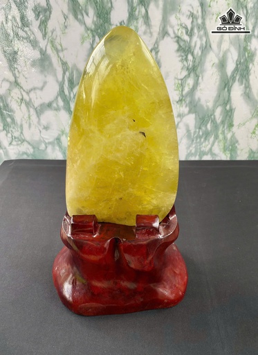 Núi Thạch Anh Vàng Tự Nhiên 3,1kg Lên Đế Cao 34 (cm) Cao 25 Ngang 13,5 Sâu 8 (cm)