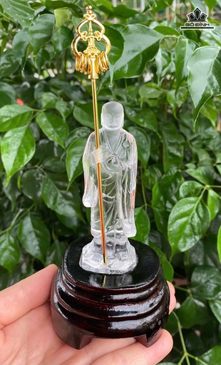 Tượng Đức Địa Tạng Vương Bồ Tát Thủy Ngọc Thạch Anh Trắng Cao 11 Ngang 3,3 Sâu 2,9 - Lên Đế 14 (cm)