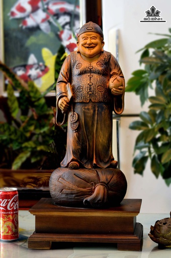 Tác Phẩm Thương Gia Gỗ Bách Xanh Cao Cả Kỷ 62 Ngang 23 Sâu 15 (cm) - Kỷ Cao 10