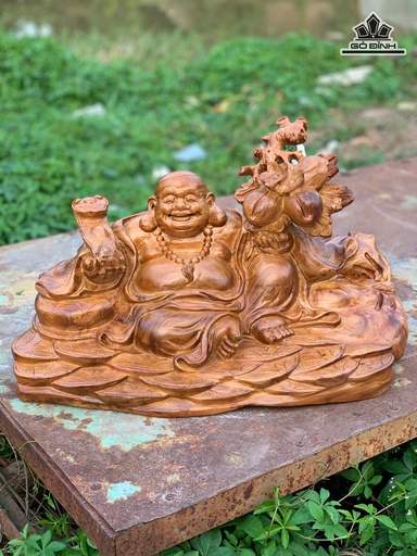Tượng Phật Di Lặc Ngồi Vác Đào Gỗ Hương Cao 30 Ngang 52 Sâu 30 (cm)