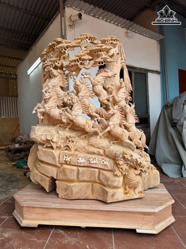 Tượng Bát Mã Gỗ Ngọc Am Cao 178 Ngang 150 Sâu 58 (cm)