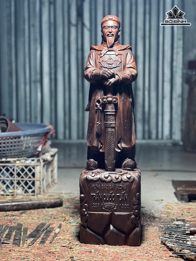 Tượng Trần Quốc Tuấn Gỗ Trắc Cao 56 Ngang 15 Sâu 12 (cm)