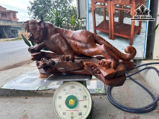 Tượng Hổ Phong Thủy Gỗ Hương Cao 40 Ngang 74 Sâu 36 (cm)