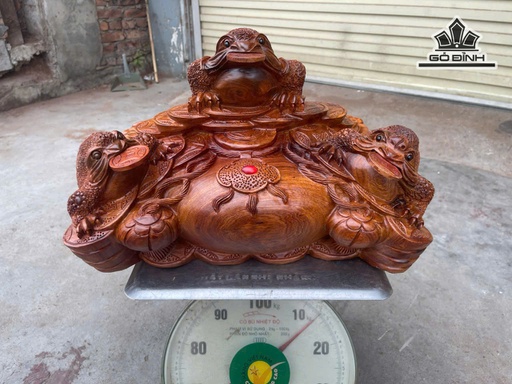 Tượng Tam Cóc Ngậm Tiền Gỗ Hương Cao 28 Ngang 45 Sâu 30 (cm)