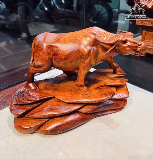 Tượng Trâu Gỗ Hương Cao 36 Ngang 26 Sâu 20 (cm)