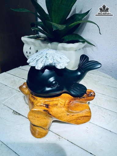 Tác Phẩm Hoa Cúc Hoá Thạch Cao 22 Ngang 13 (cm) 0,9kg Cả Đế