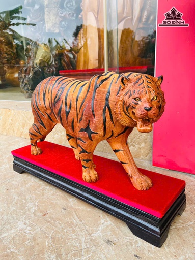 Tượng Hổ Phong Thủy Gỗ Hương Cao 27 Ngang 55 Sâu 12 (cm) - Cả Kỷ 35