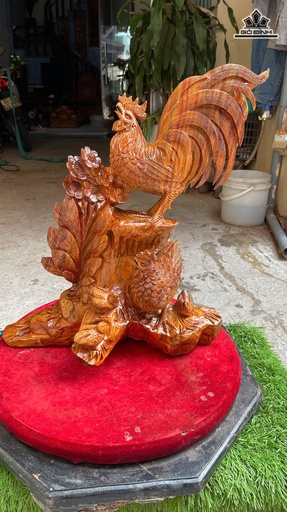 Tượng Gia Đình Gà Gỗ Sưa Cao 54 Ngang 55 Sâu 28 (cm)