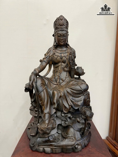 Tượng Quan Âm Ngồi Tự Tại Gỗ Mun Hoa Cao 62 Ngang 38 Sâu 35 (cm)
