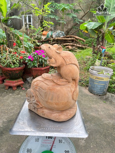 Tượng Chuột Phong Thủy Gỗ Ngọc Am Cao 35 Ngang 27 Sâu 15 (cm)