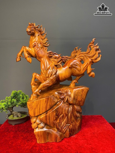 Tượng Song Mã Uyên Ương Gỗ Hương Cao 67 Ngang 54 Sâu 28 (cm)