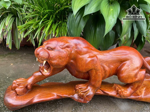 Tượng Báo Săn Mồi Gỗ Hương Cao 23 Ngang 60 Sâu 15 (cm)