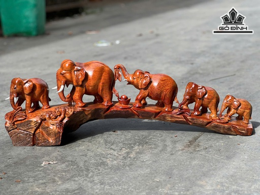 Tượng Gia Đình Voi Gỗ Hương Cao 39 Ngang 82 Sâu 20 (cm) - 8kg