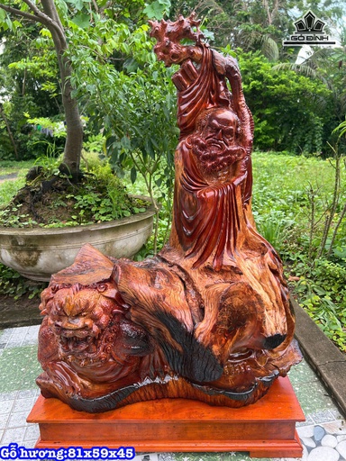 Tượng Đạt Ma Chấn Nghê Gỗ Hương Cao 81 Ngang 59 Sâu 45 (cm)