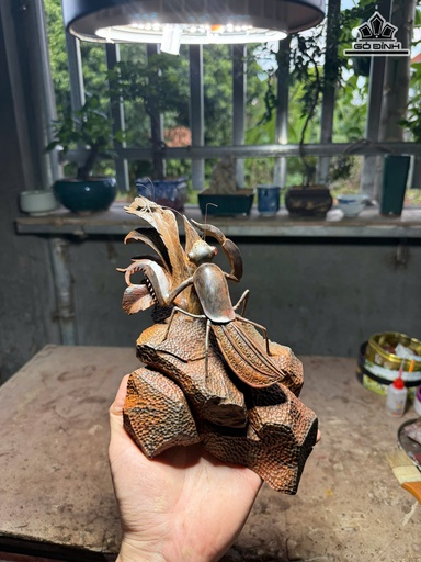 Tượng Bọ Ngựa Trang Trí Gỗ Trắc Cao 14,5 Ngang 22 Sâu 13 (cm)