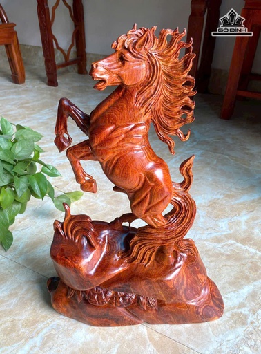 Tượng Ngựa Phong Thủy Gỗ Cẩm Cao 54 Ngang 35 Sâu 13 (cm)