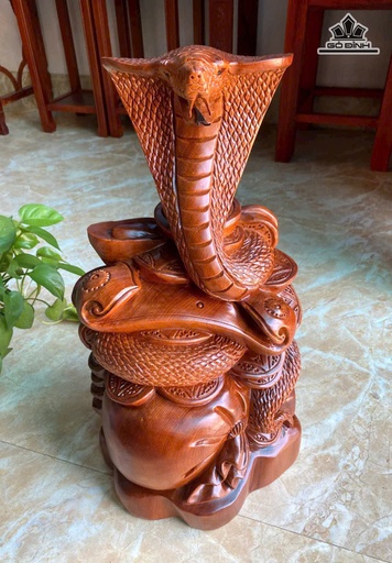 Tượng Rắn Phong Thủy Gỗ Ngọc Am Cao 51 Ngang 26 Sâu 20 (cm) - 7kg