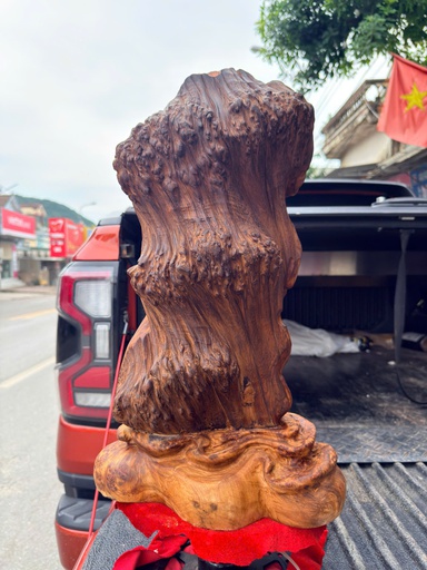 Núi Cảnh Gỗ Nu Ngọc Am Cao 48 Ngang 26 Sâu 13 (cm) - 8kg